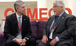 Dr. Gilberto Tena entrevista a Dr. Ted Anderson